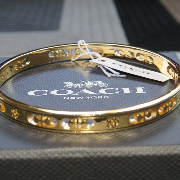 Coach Kissing C Flower Bangle (Gold) - Picture 2 of 5